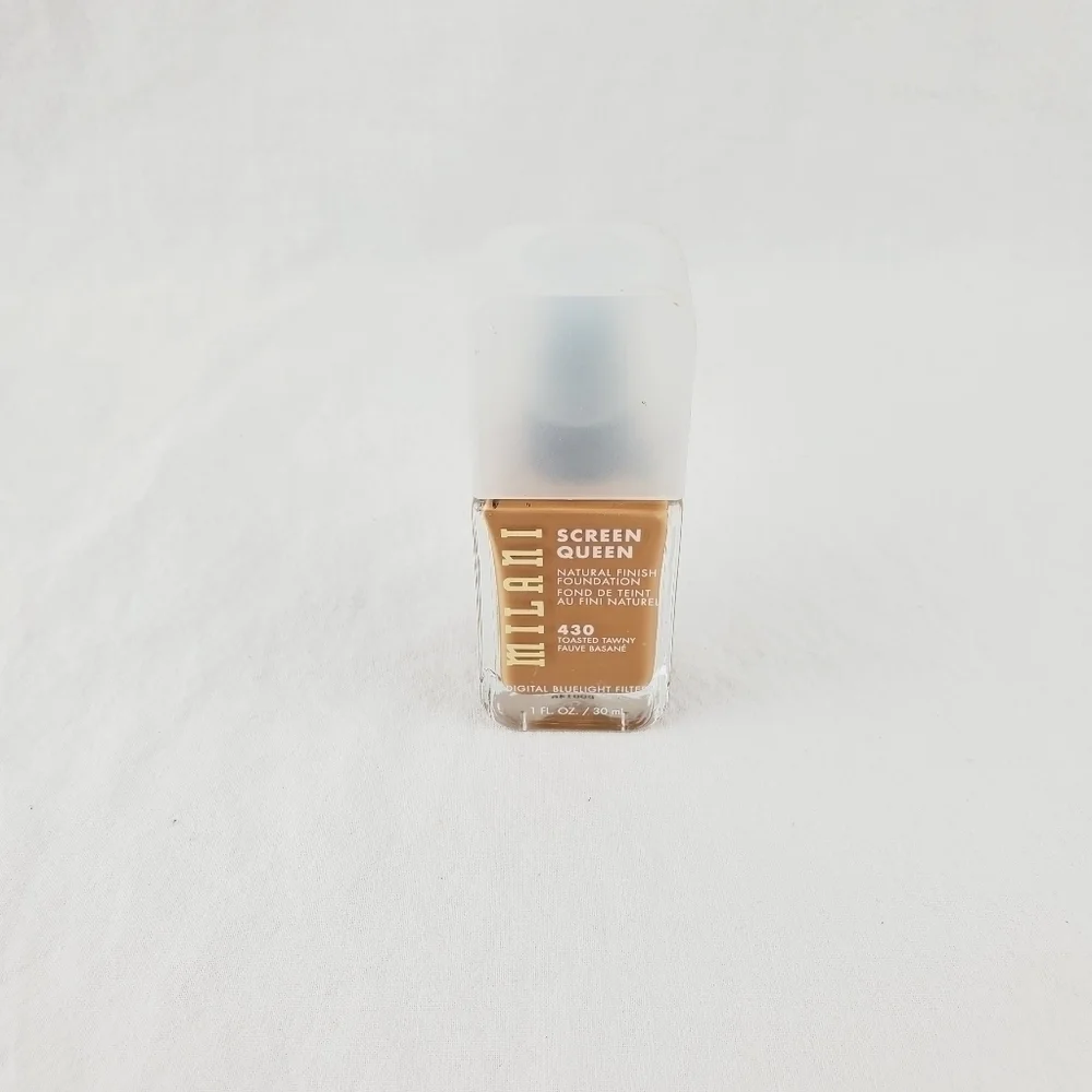 LAST ONE 🔥  Milani screen queen natural finish foundation